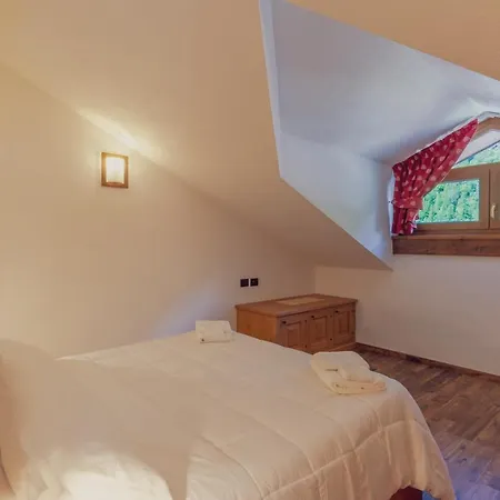 Casa Jasmin - Scopri Le Bellezze Di - Cour 0154 Courmayeur